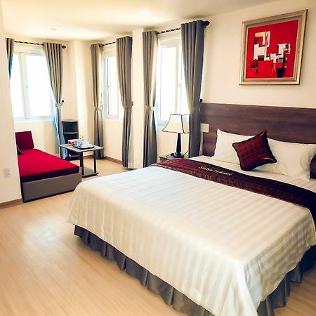 La Suite Hotel Danang 외부 사진