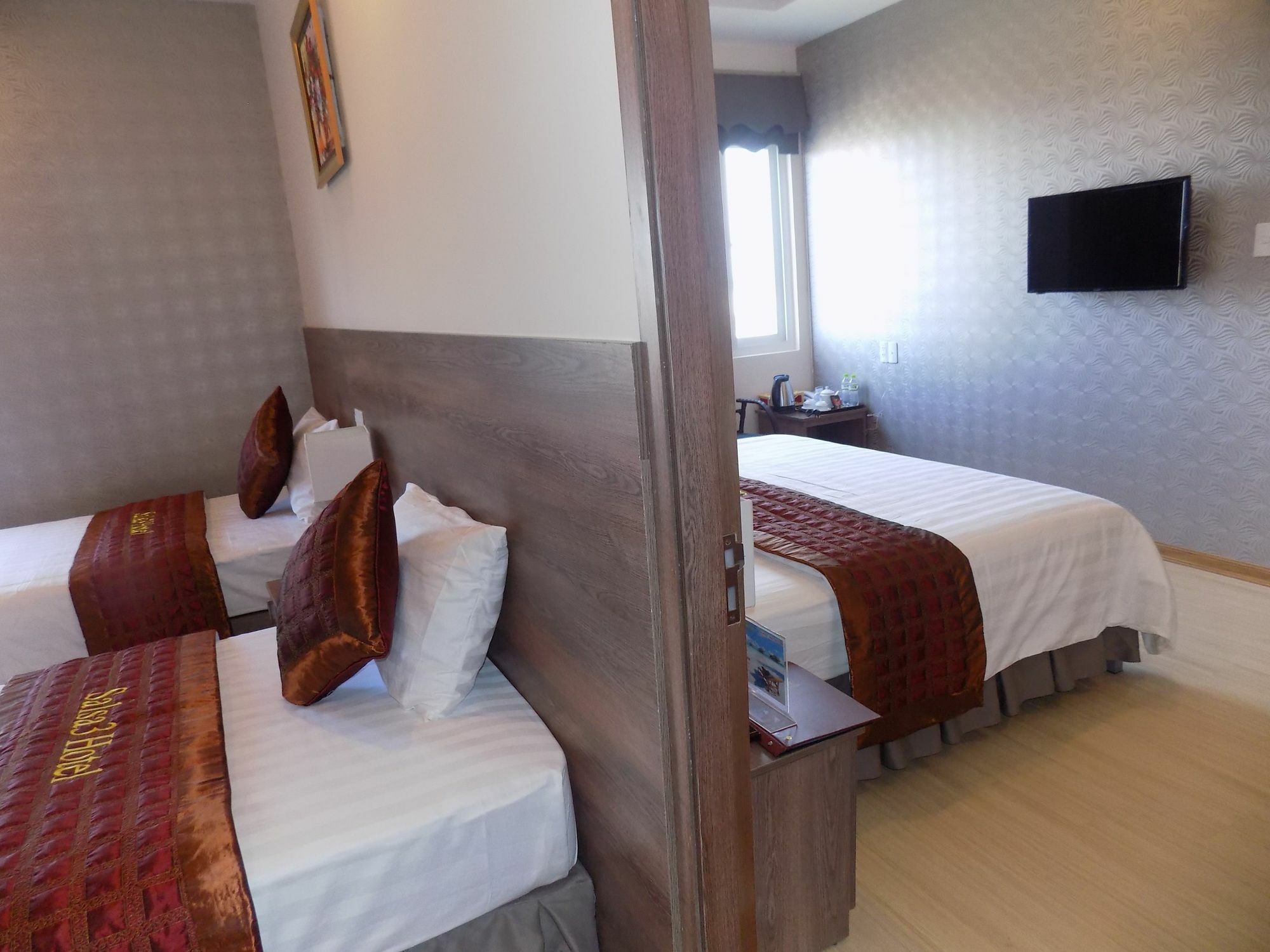 La Suite Hotel Danang 외부 사진