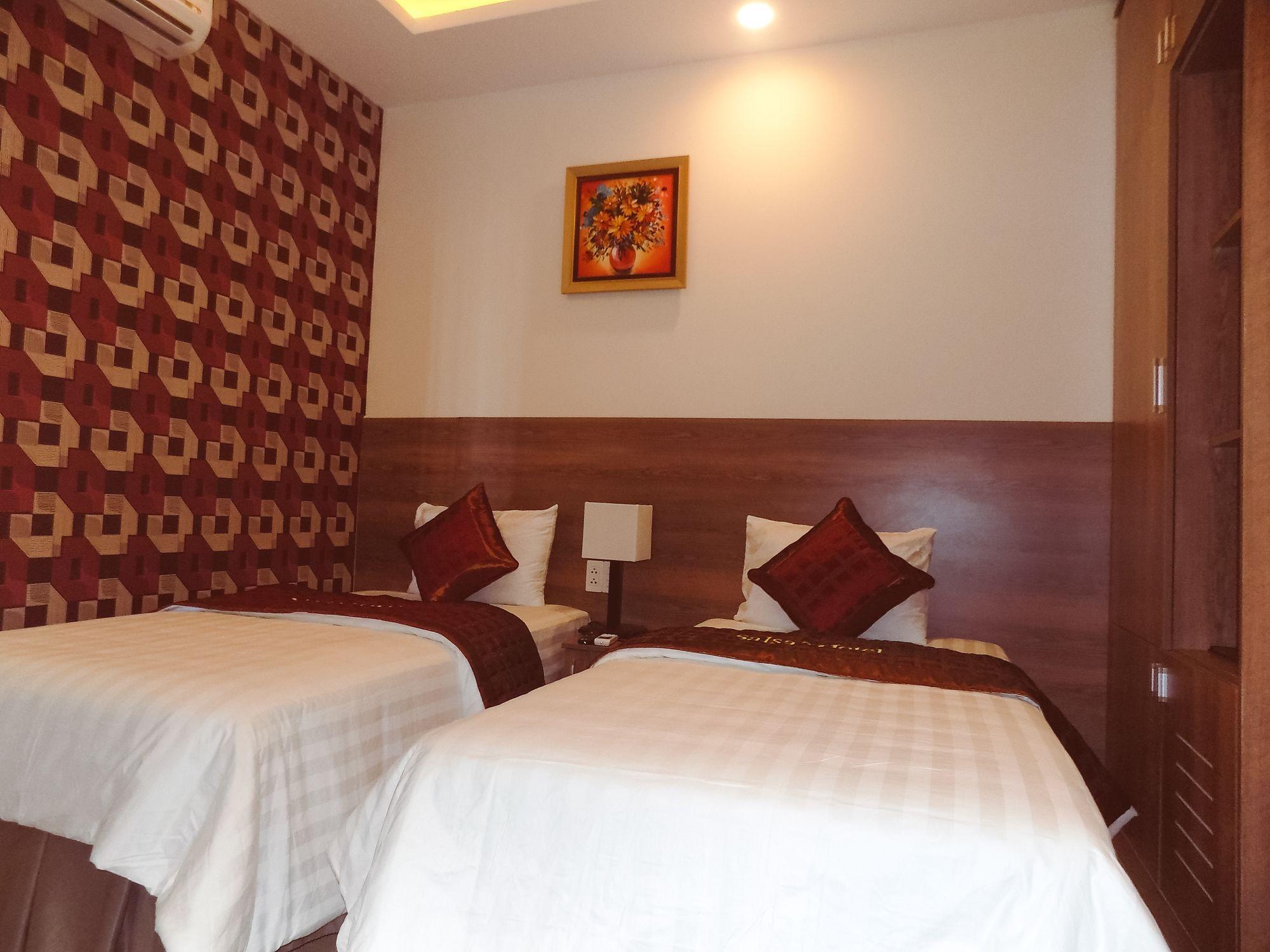 La Suite Hotel Danang 외부 사진